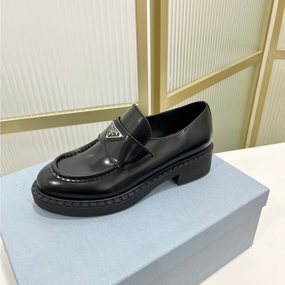 Prada black women's loafers - Picture 8 of 8